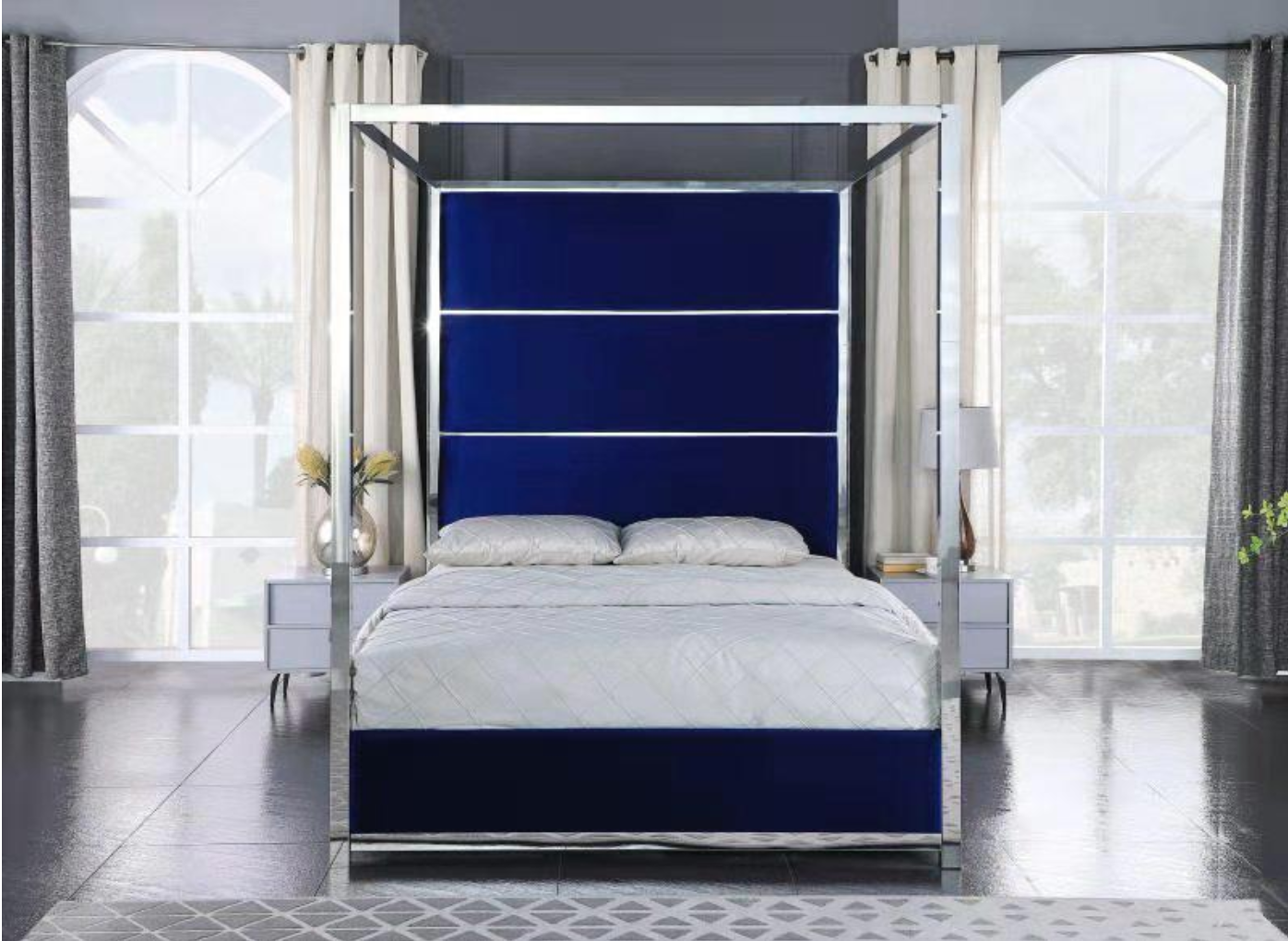 Madison Pilar Bed